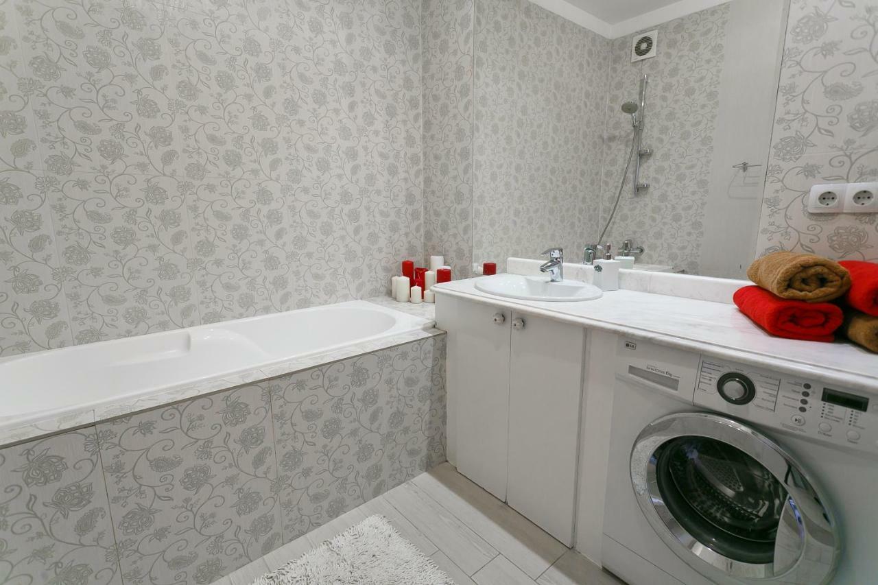 Ferienwohnung Royal Rent Minsk Exterior foto